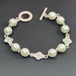 Elegant Silver Pearl & Rhinestone Bracelet